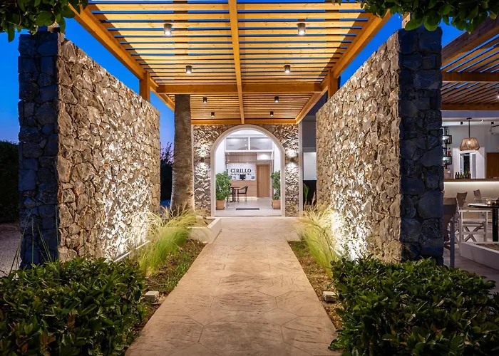 Cirillo Family Hotel-Christinas Studios
