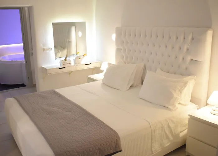 Ariana Eco Suites Adults Only Fira 