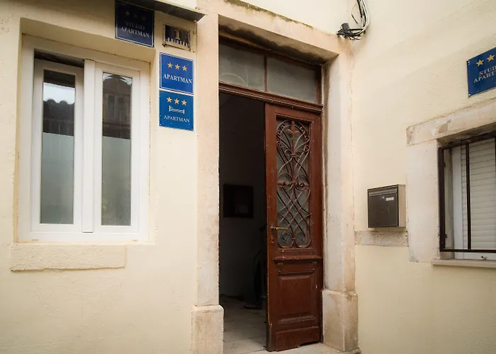 Elixir Luxury Rooms - In The Old Town Split