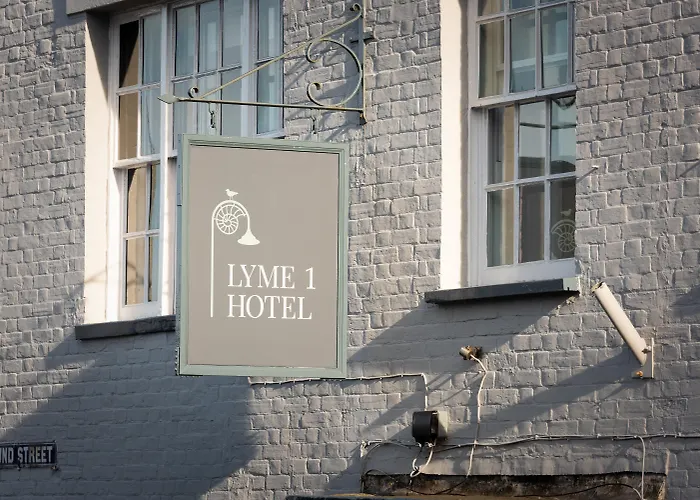 Lyme 1 Hotel