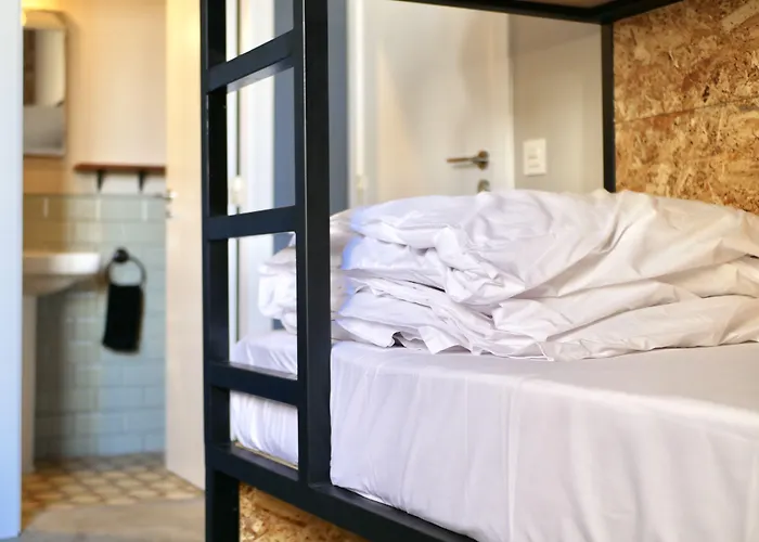Bed and Breakfast Bird House Valenza