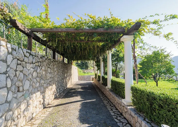 Villa Prota Vico Equense