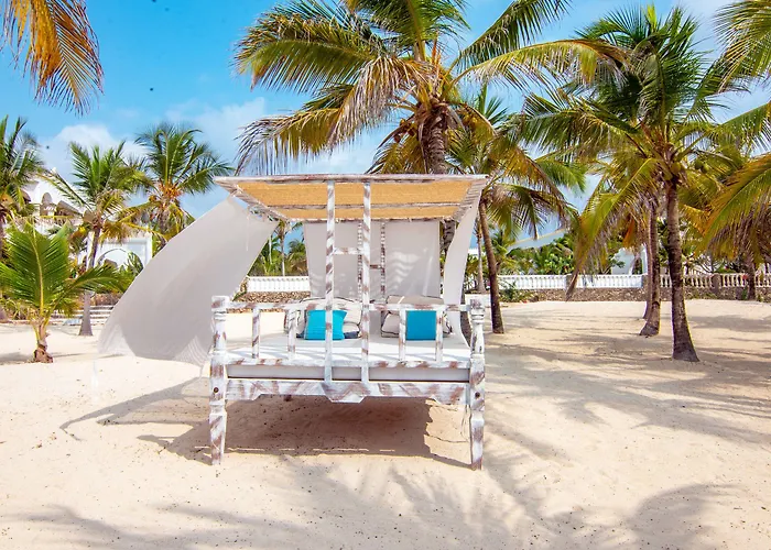 Jumbo Club Watamu