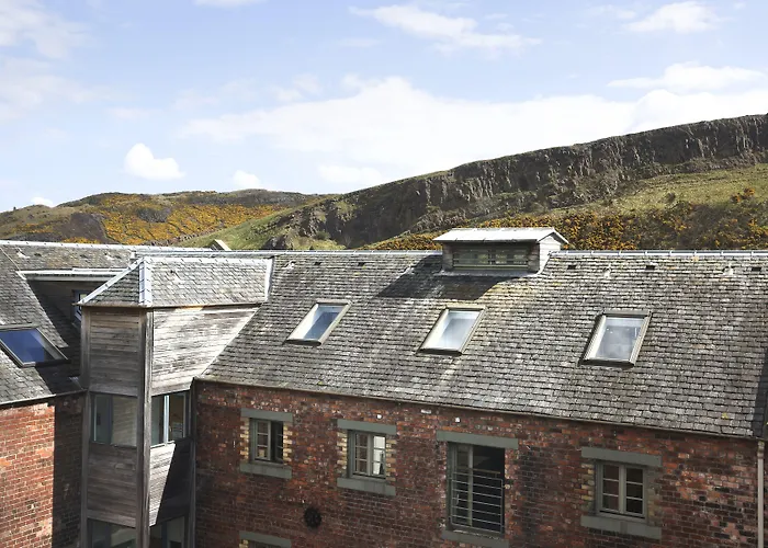 The Brewers Rooms Contemporary Aparthotel Edinburgh