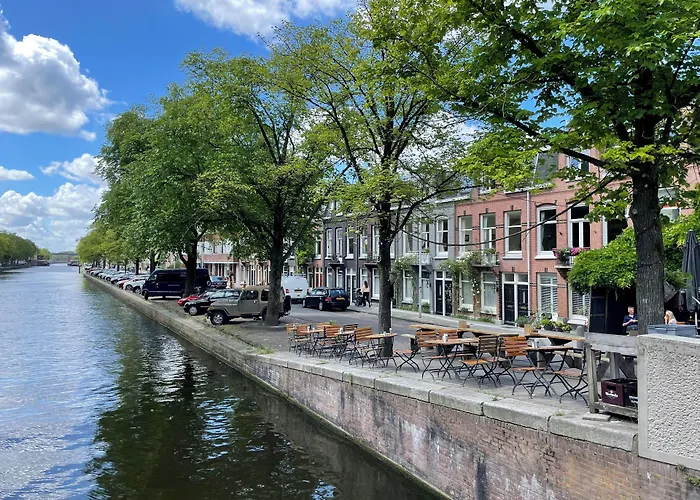 Canal View Stay Amsterdam