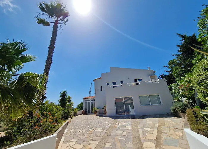 Palm View Guesthouse, Adults Only