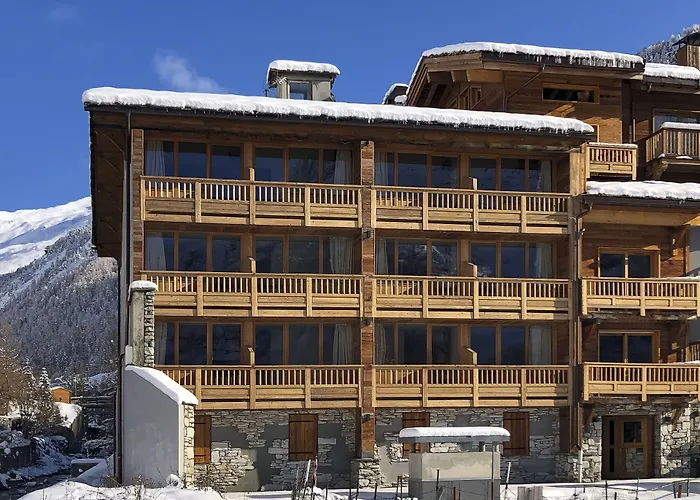 Hôtel Ski Lodge - Chambres&Appartements - Village Montana Val-dʼIsère