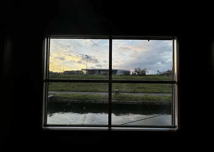The Boat - Hostel&Chill