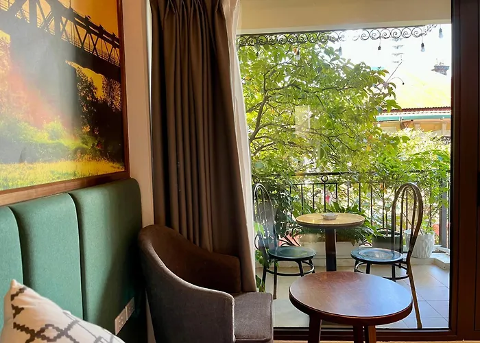 Hanoi Street Hotel