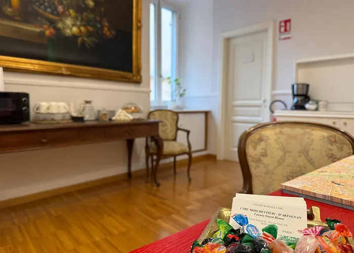 I TRE MOSCHETTIERI - D'ARTAGNAN Luxury Guest House Rome