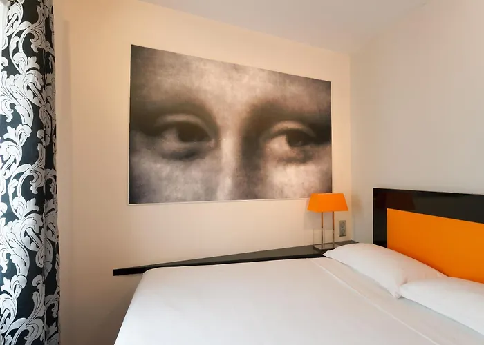 Petit Madeleine Hotel Parigi