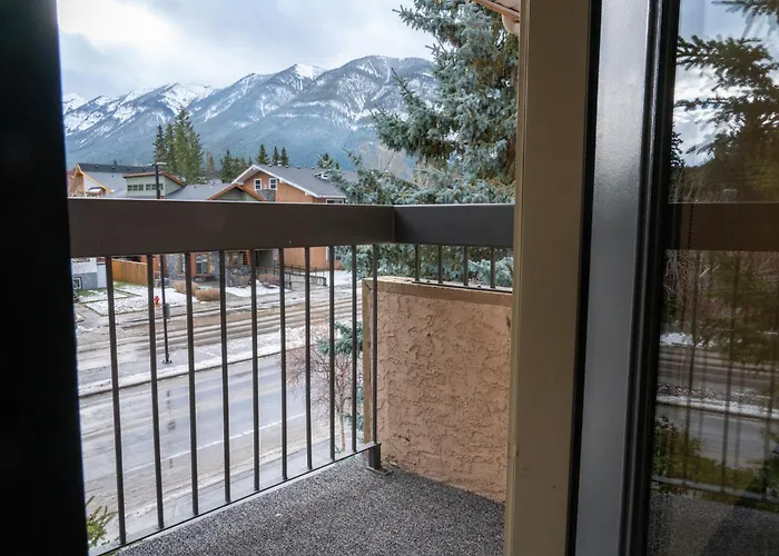 Red Carpet Inn Banff
