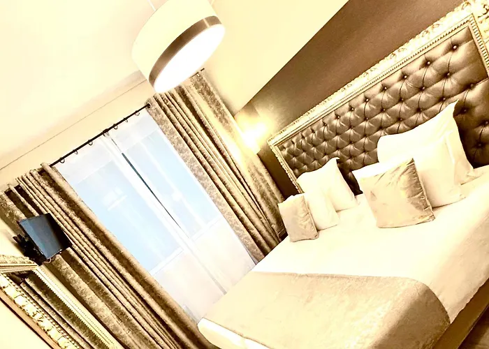 Hotel Riviera Renovated