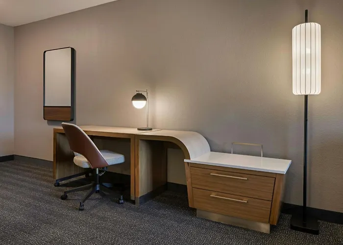 Hotel Courtyard By Marriott Sacramento Midtown