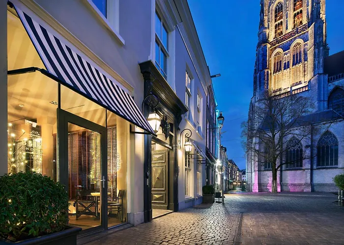 The Saints Bliss Hotel Breda