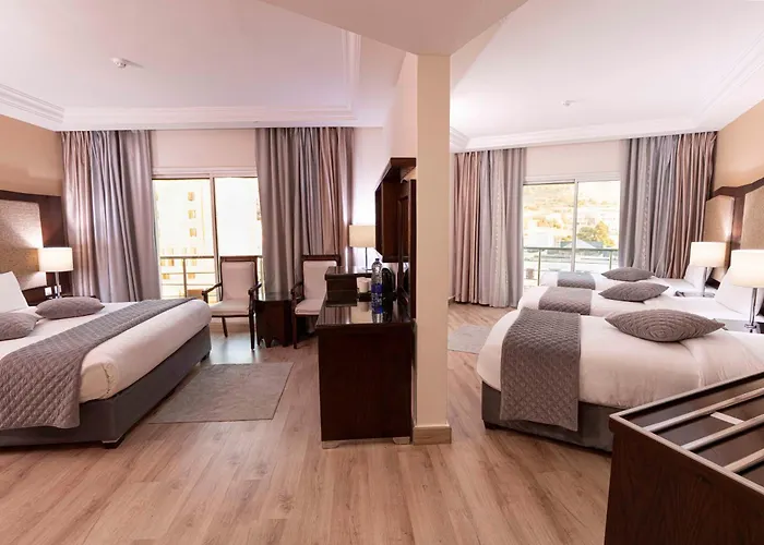 Petra Moon Hotel