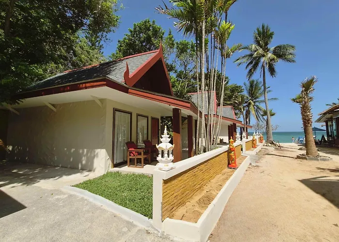 Crystal Bay Yacht Club Beach Resort Lamai Beach 