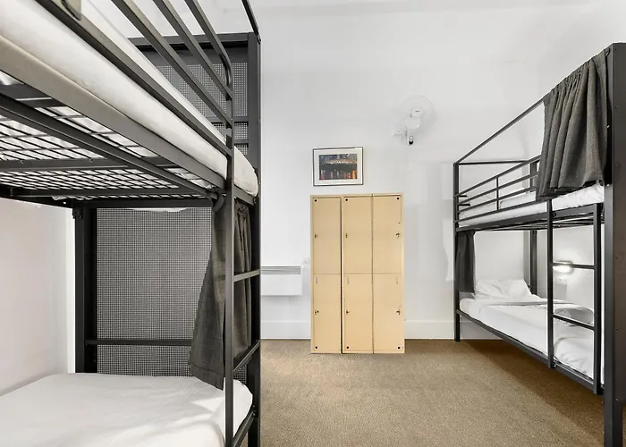 Yha Melbourne Central