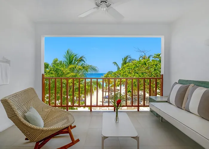 Hotel Couples Swept Away à Negril