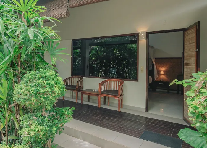 Frangipani Beach Hotel