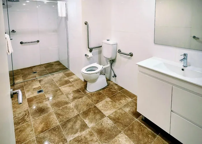 Apx World Square