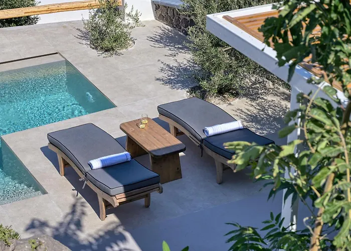 Splendour Hotel And Suites
