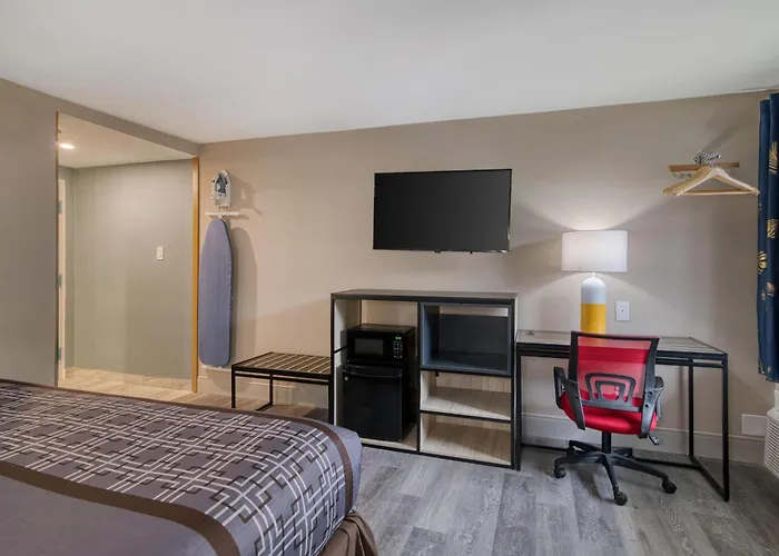 Yankee Clipper Inn, Surestay Collection By Best Western North Conway