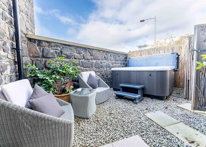 Antrim House Guest Rooms & Suites (Adults Only) Portrush