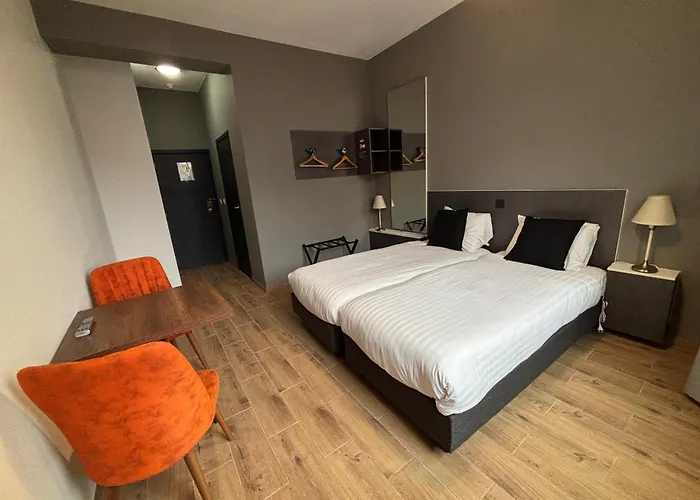 Hotel Aviation Saint-Gilles