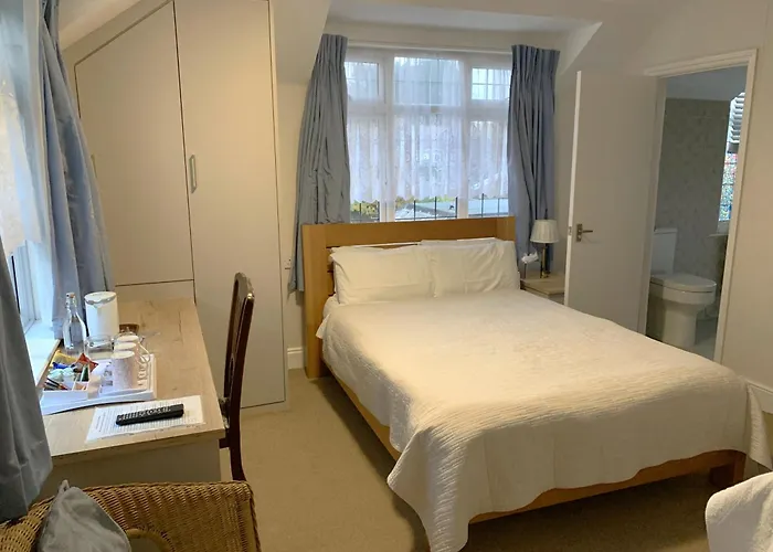 Walcot House Hotel Fawley 