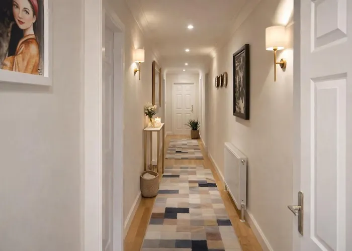 Crayford'S Guest House