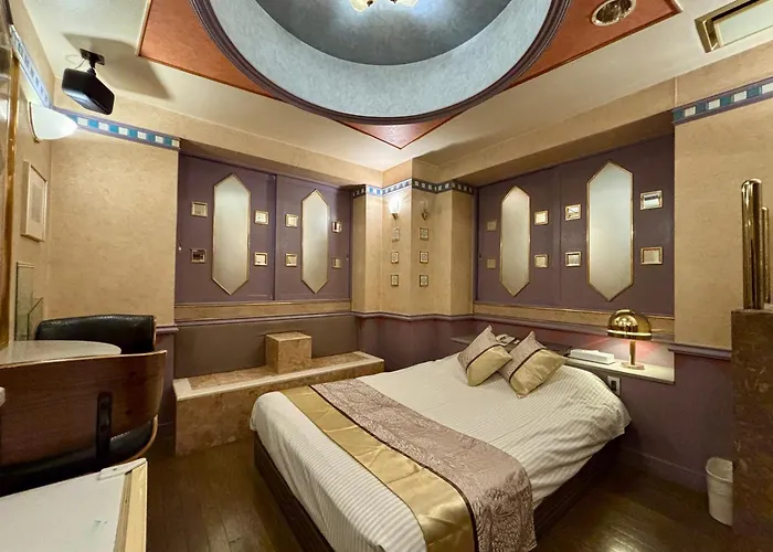 Hotel Crystal -大人専用--