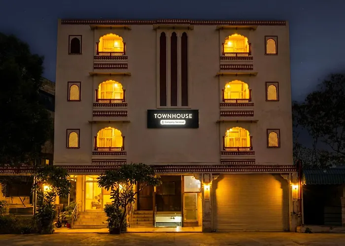 Townhouse Chandpole Metro Station Formerly Hotel Raghuraj Palace