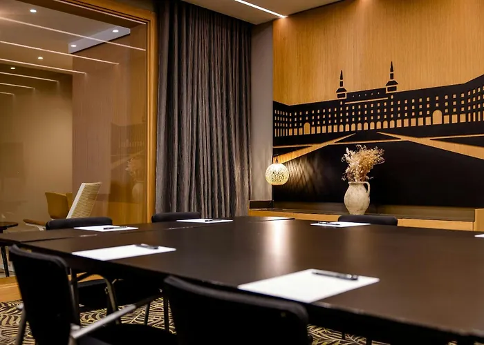 Motel One Madrid-Plaza De Espana