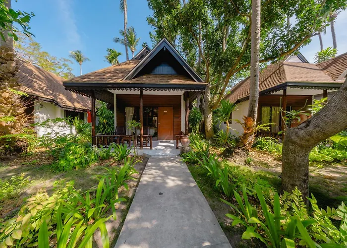 Sand Sea Resort Strand Railay