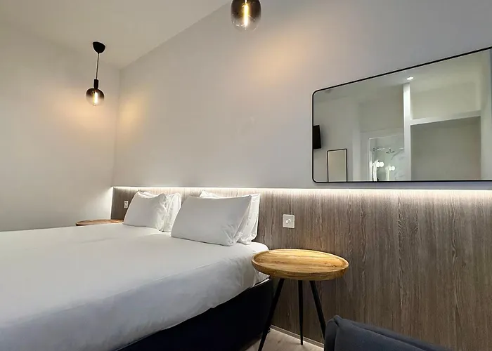 Rioshouse Henley