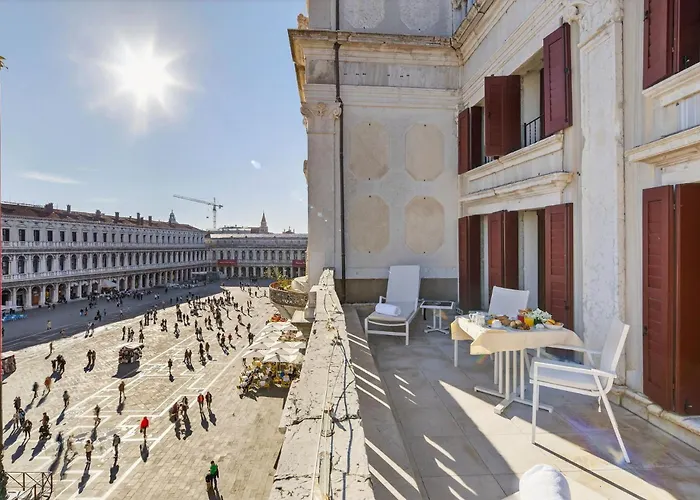 Canaletto Luxury Suites - San Marco Luxury Venezia