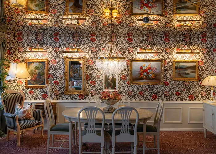 Charmante Skostredet Hôtel