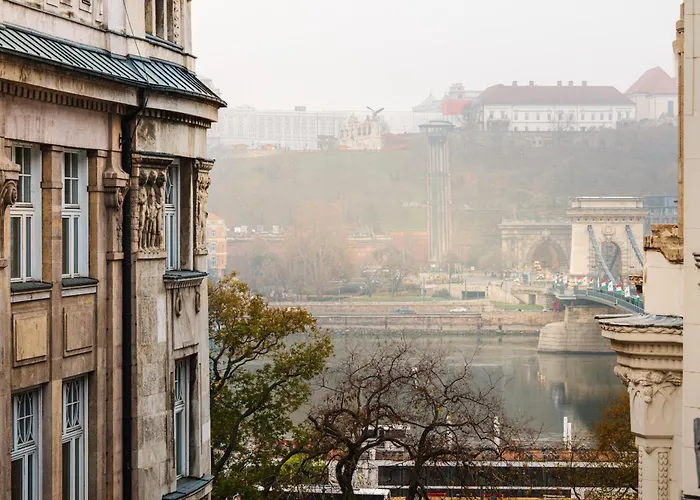 Mamaison Hotel Chain Bridge Budapest