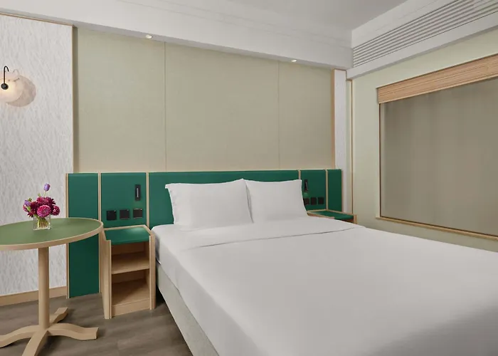 Nina Hotel Island South