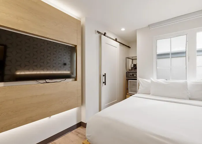 Kasa Niche Hotel Redwood Stadt