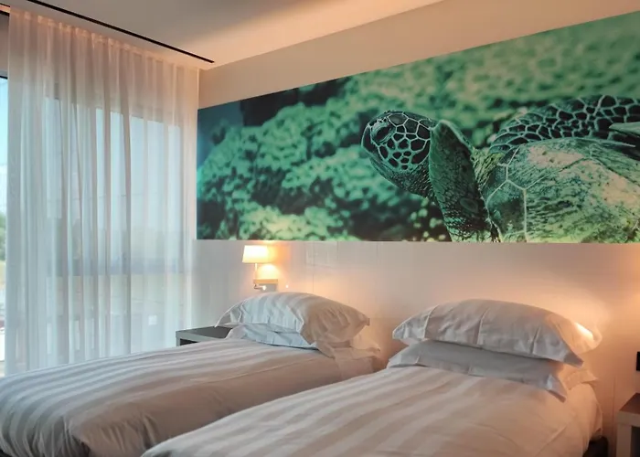 Life Hotel