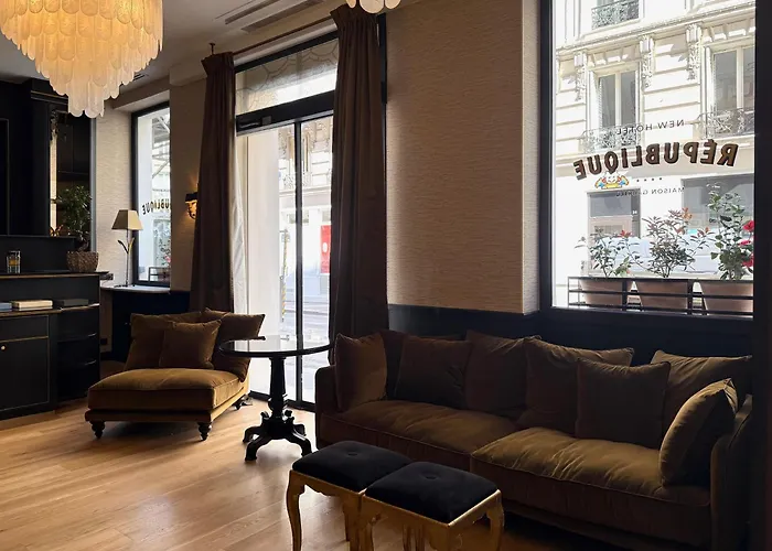 New Hotel Republique Paris