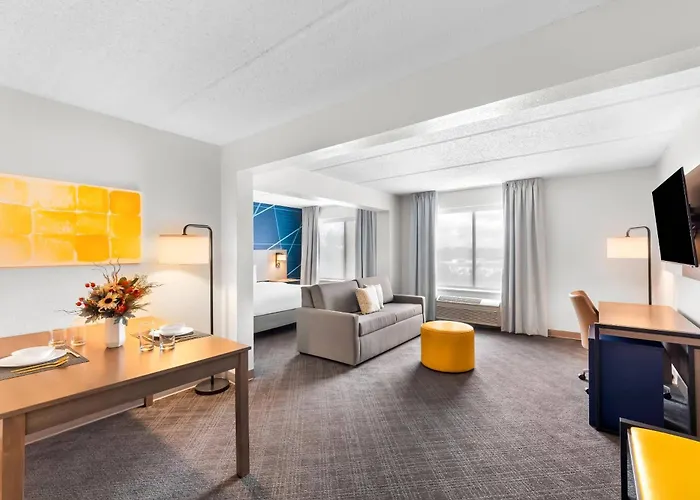 Comfort Suites Austin Airport