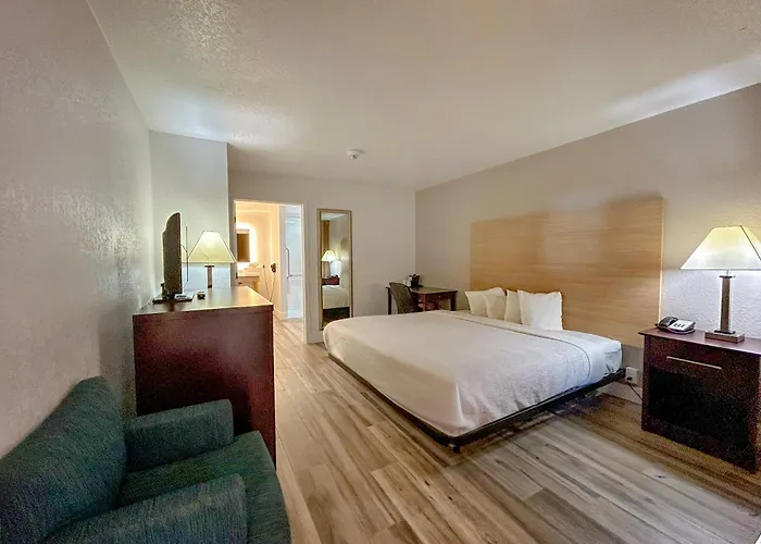 Hotel Monreale Express&Studios IDrive District