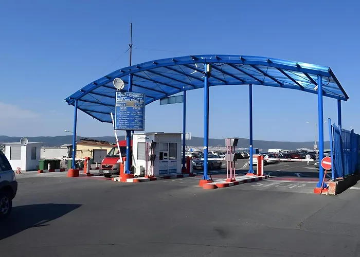 Panorama Blue Family Hotel And Free Parking