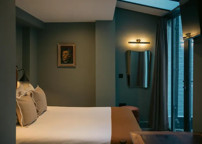 Bower House Hotel London
