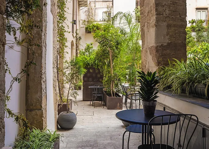 PALAZZO SANTAMARINA Luxury Suite&Spa Palerme
