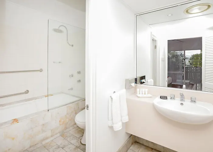 Ramada By Wyndham Cairns City Centre