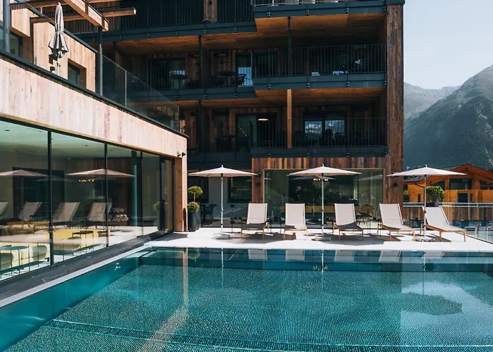 Gruenwald Resort Soelden Appartements Und Chalets Mit Pool